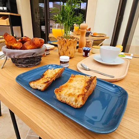 Les Marronniers فندق مبيت وإفطار