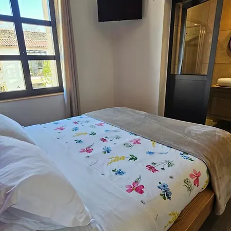 فندق مبيت وإفطار Les Marronniers